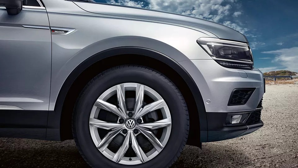 Alloy wheels